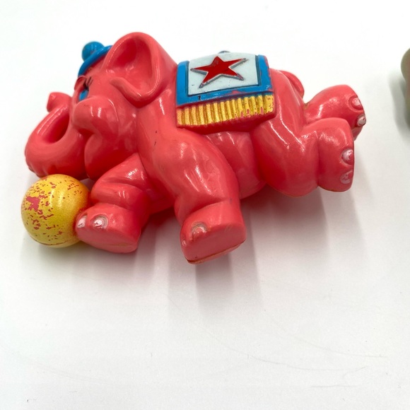 2 Vintage 1976  Sanitoy Elephant Toys Small. - Picture 5 of 10